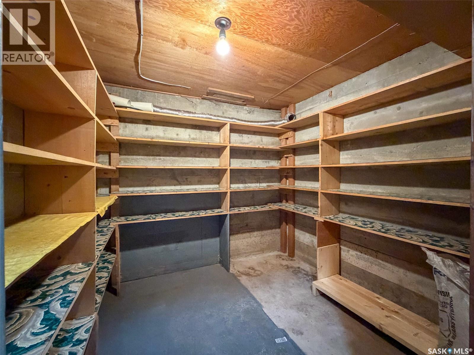 244 Maple Street, Gull Lake, Saskatchewan  S0N 1A0 - Photo 31 - SK031239