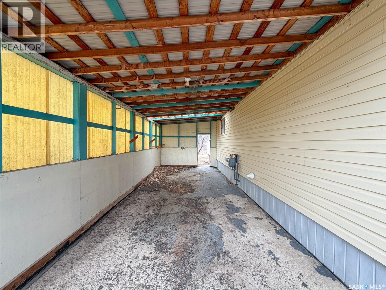 244 Maple Street, Gull Lake, Saskatchewan  S0N 1A0 - Photo 4 - SK031239