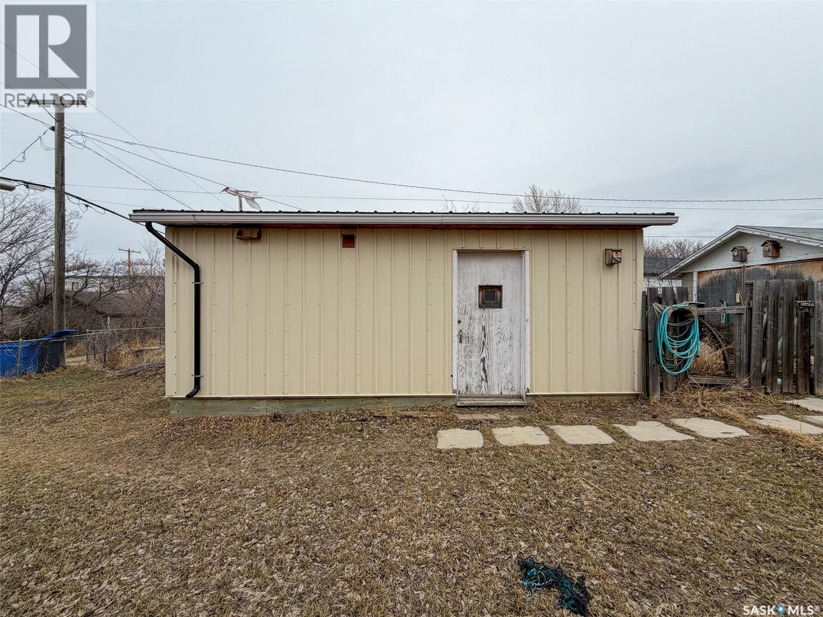244 Maple Street, Gull Lake, Saskatchewan  S0N 1A0 - Photo 44 - SK031239