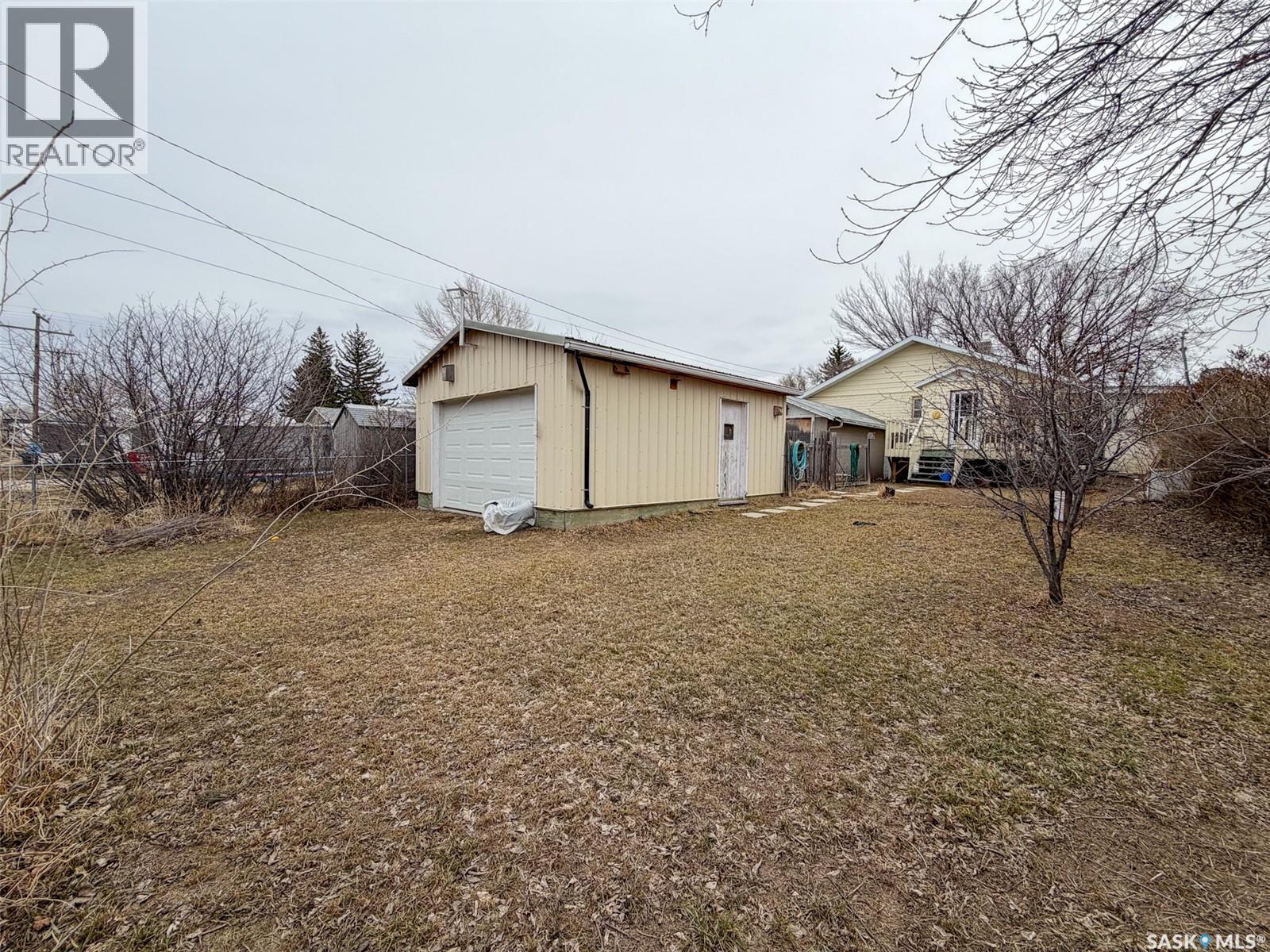 244 Maple Street, Gull Lake, Saskatchewan  S0N 1A0 - Photo 45 - SK031239