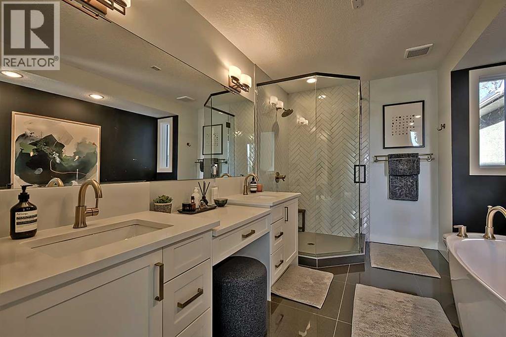 2438 25 Street Sw, Calgary, Alberta  T3E 1X6 - Photo 23 - A2296473