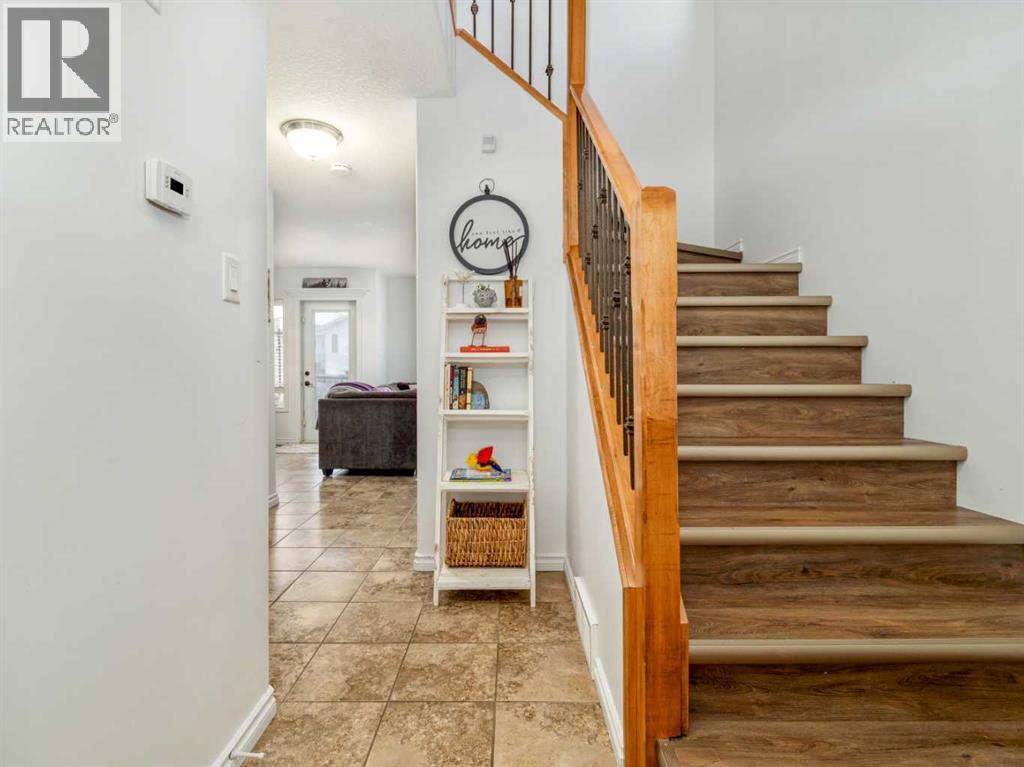 244 Kodiak Boulevard N, Lethbridge, Alberta  T1H 3P6 - Photo 8 - A2294079