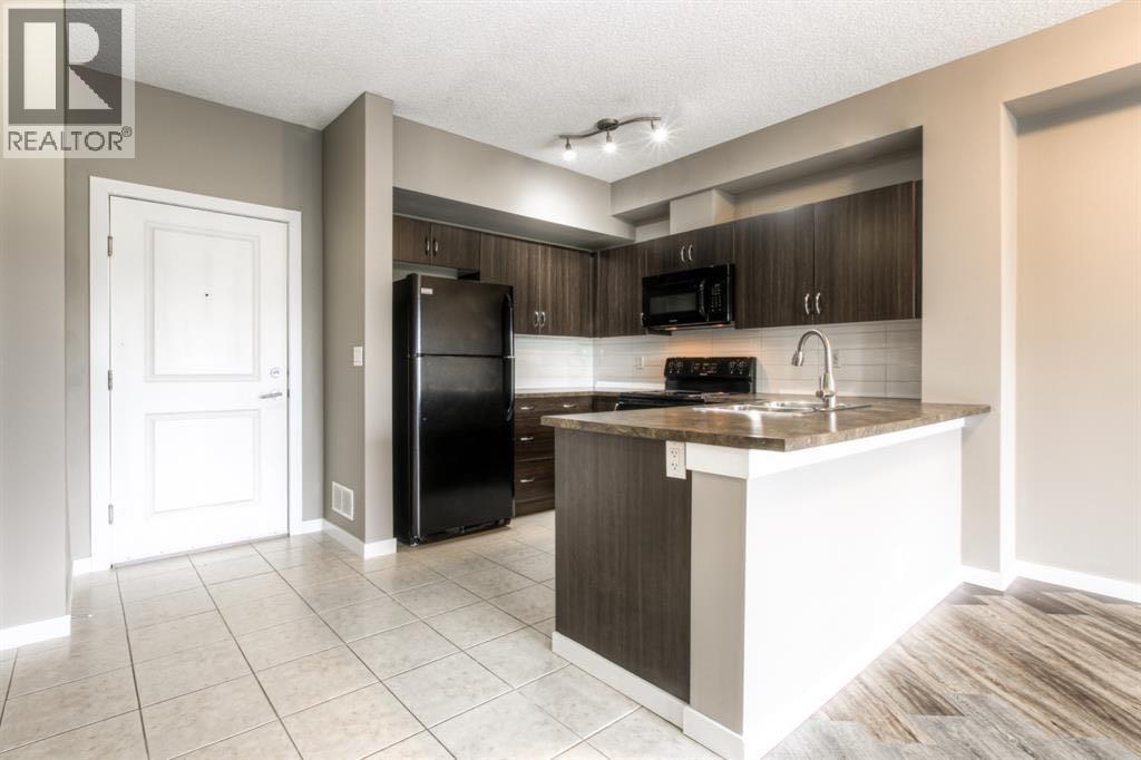 208, 100 Cranfield Common Se, Calgary, Alberta  T3M 1S1 - Photo 3 - A2296223