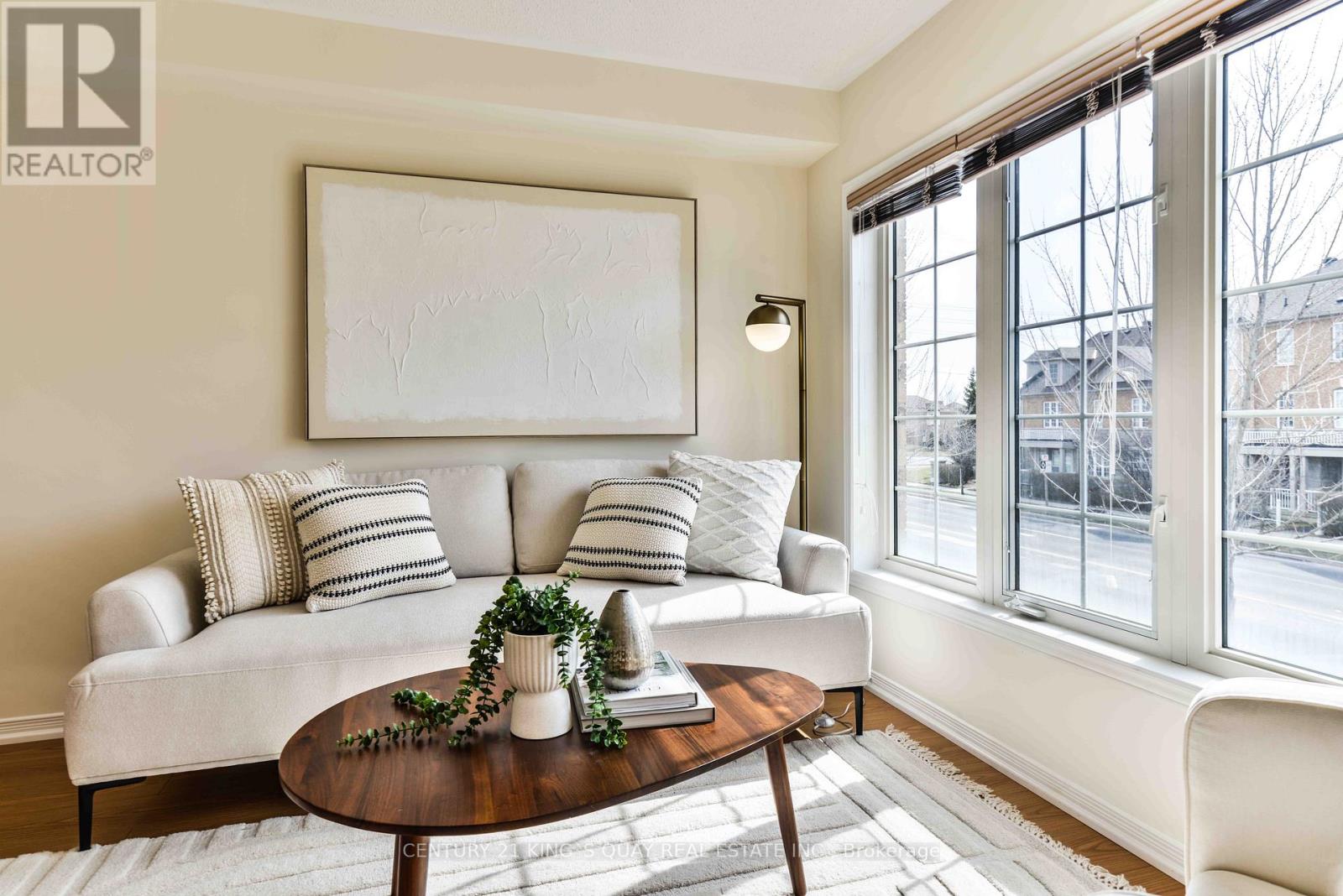 37 Prince Charles Way, Markham, Ontario  L6C 0B4 - Photo 18 - N12849564