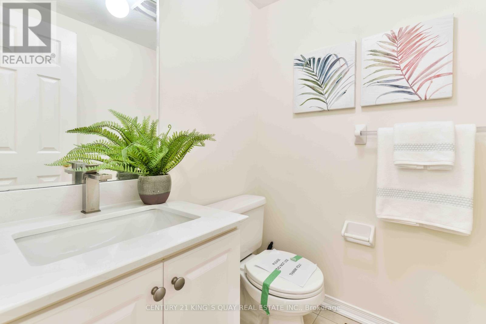 37 Prince Charles Way, Markham, Ontario  L6C 0B4 - Photo 13 - N12849564