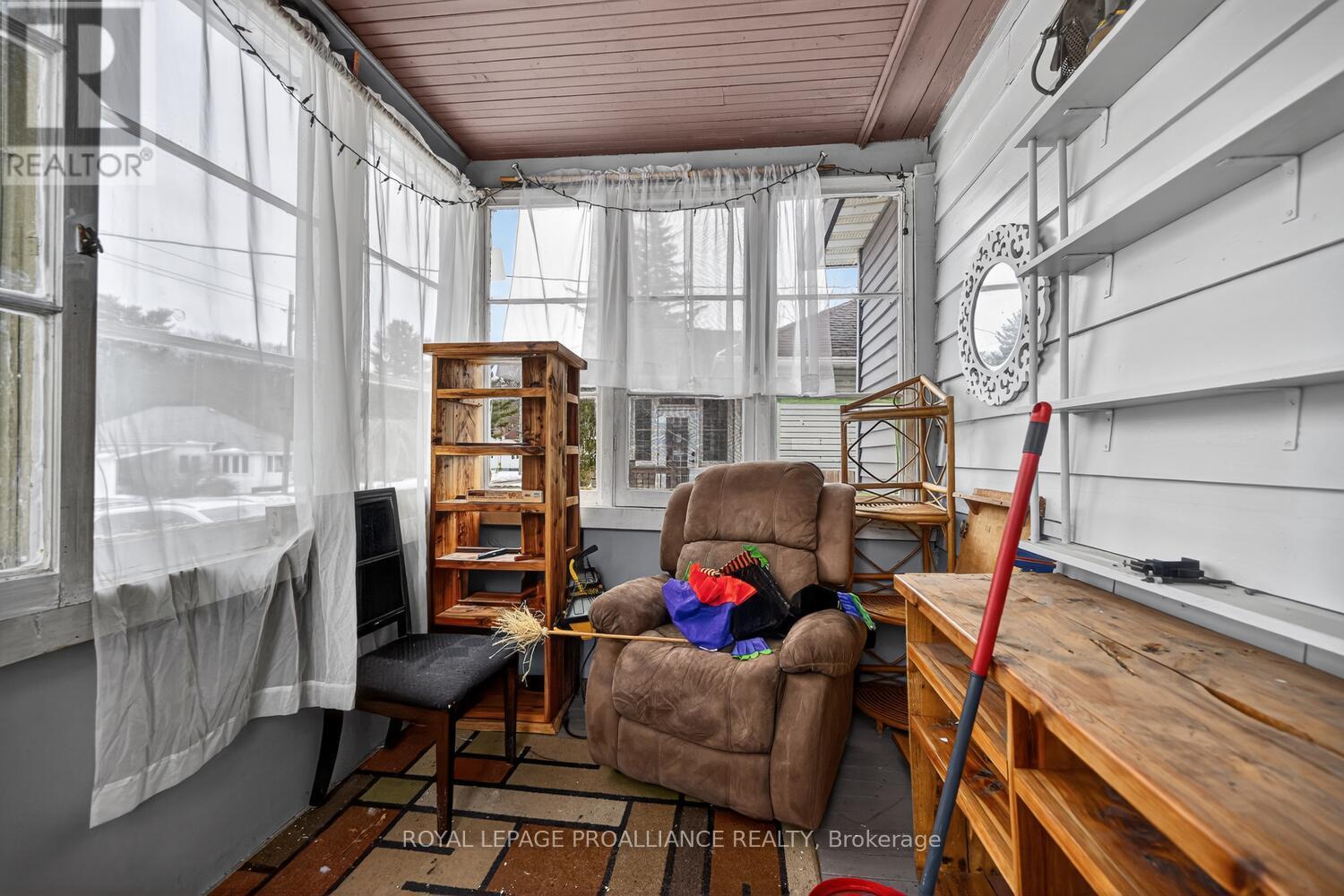 28 Oak Street, Brockville, Ontario  K6V 5R2 - Photo 16 - X12922088