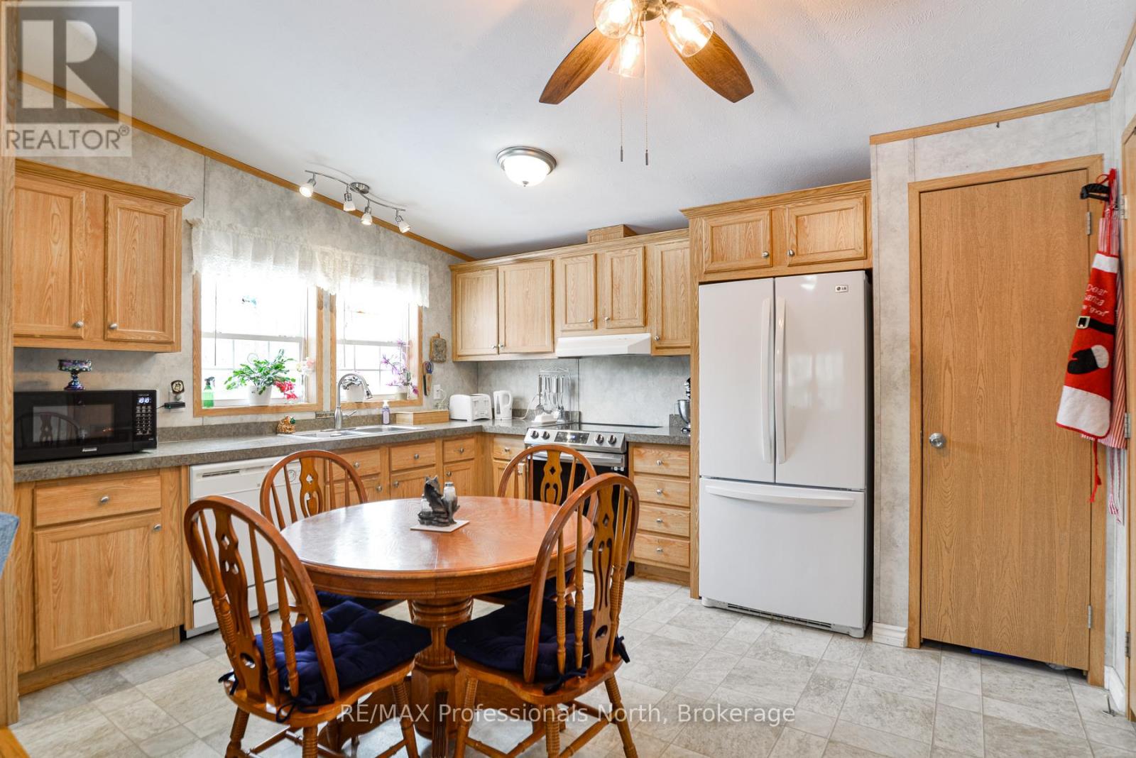 1874 Highway 118 E, Bracebridge (Draper), Ontario  P1L 1X1 - Photo 3 - X12922072