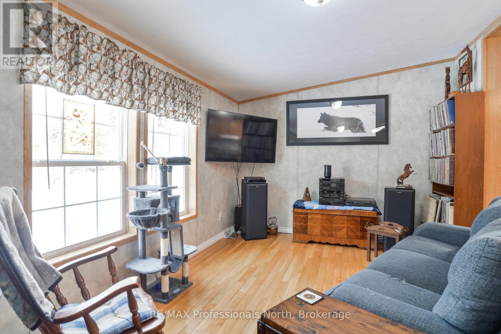 1874 Highway 118 E, Bracebridge (Draper), Ontario  P1L 1X1 - Photo 5 - X12922072