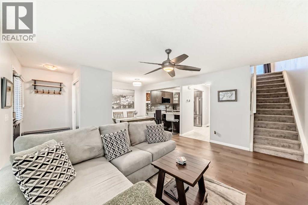 1020 Windsong Drive Sw, Airdrie, Alberta  T4B 0P2 - Photo 7 - A2286518