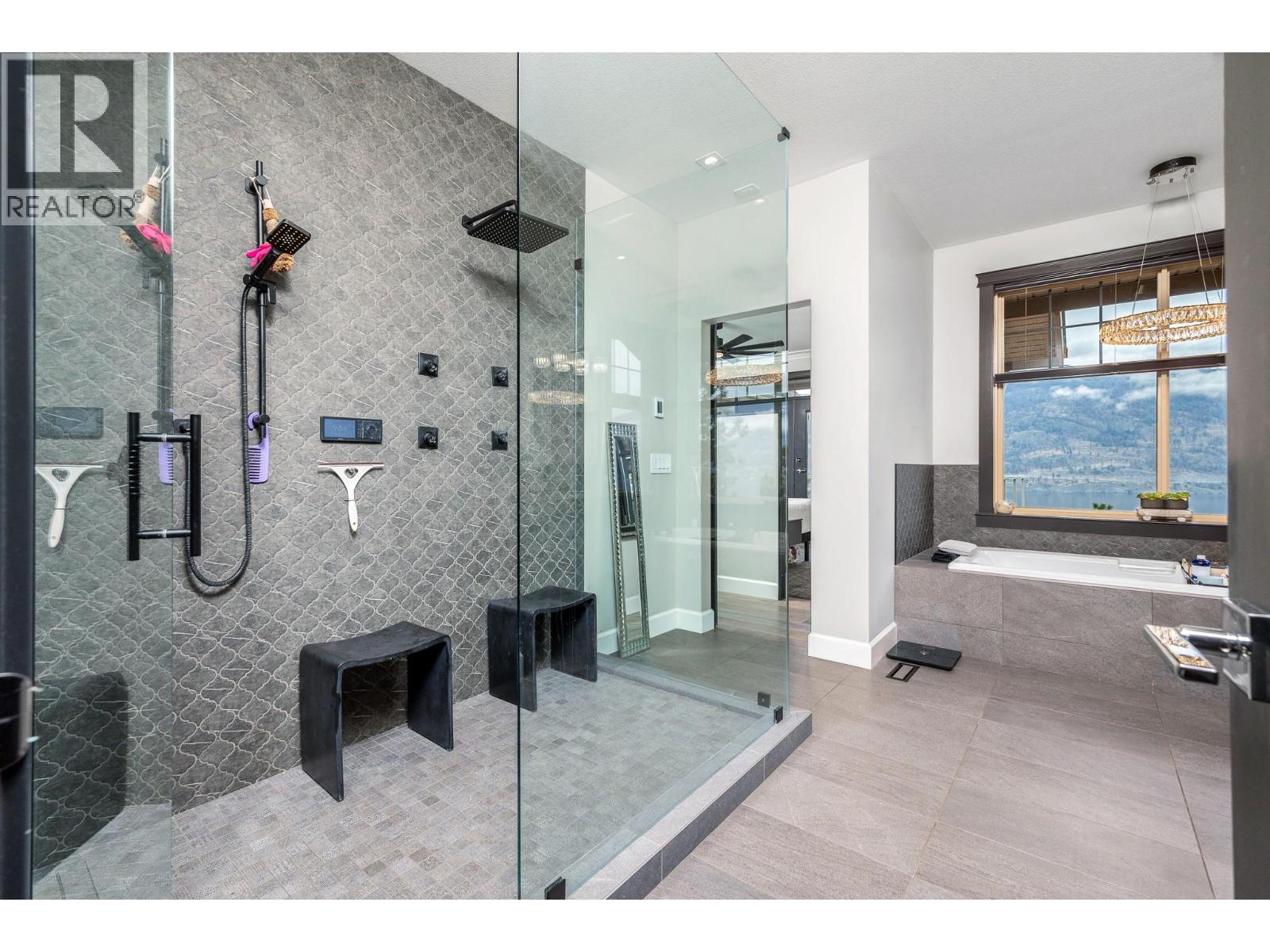 2328 Arthur Court, Kelowna, British Columbia  V1V 2S7 - Photo 31 - 10379057