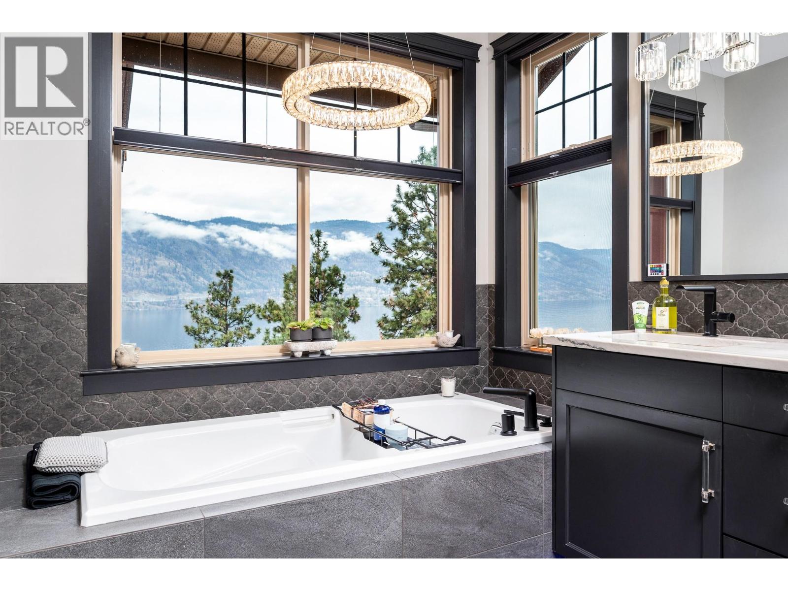 2328 Arthur Court, Kelowna, British Columbia  V1V 2S7 - Photo 30 - 10379057