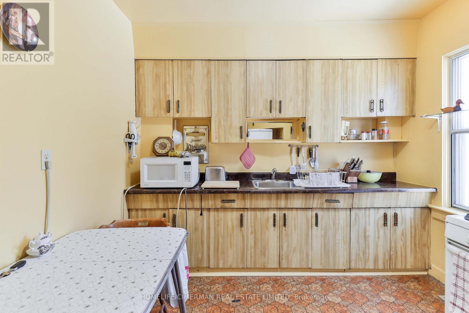 60 Beach View Crescent, Toronto, Ontario  M4E 2L5 - Photo 22 - E12922094