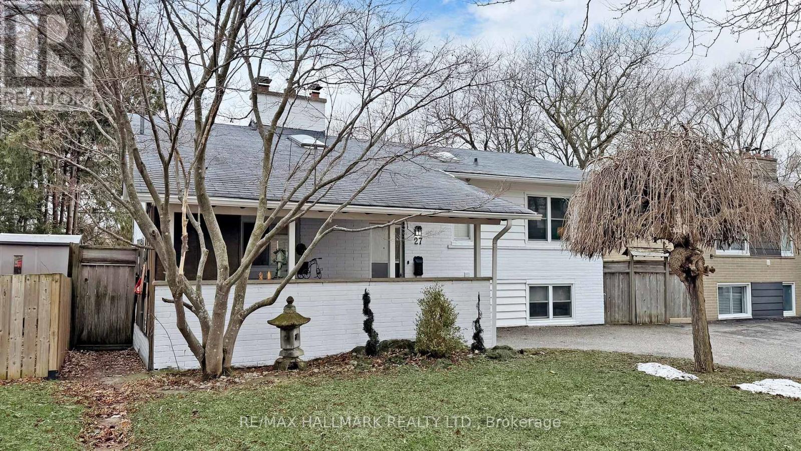 27 Benleigh Drive, Toronto, Ontario  M1H 1J1 - Photo 2 - E12922096