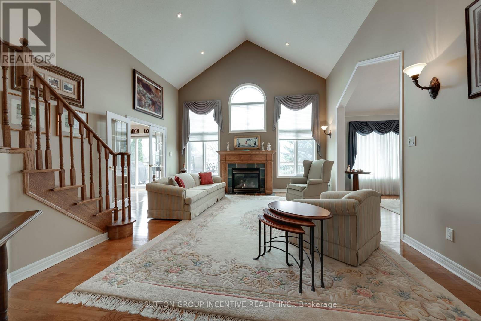 4 - 87 Bella Vista Trail, New Tecumseth, Ontario  L9R 2E2 - Photo 3 - N12922086