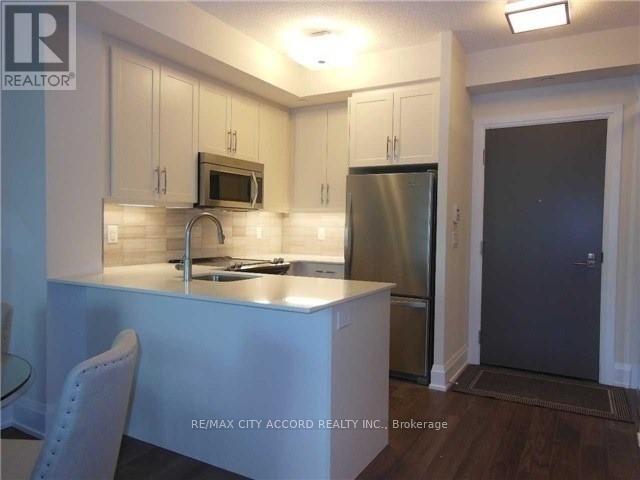 128 - 1 Old Mill Drive, Toronto (High Park-Swansea), Ontario  M6S 0A1 - Photo 4 - W12922054