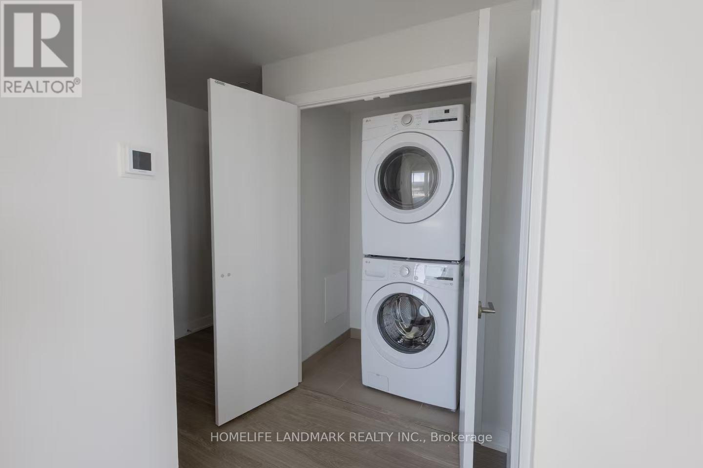 2210 Rm - 4130 Parkside Village Drive, Mississauga, Ontario  L5B 3M8 - Photo 16 - W12922056