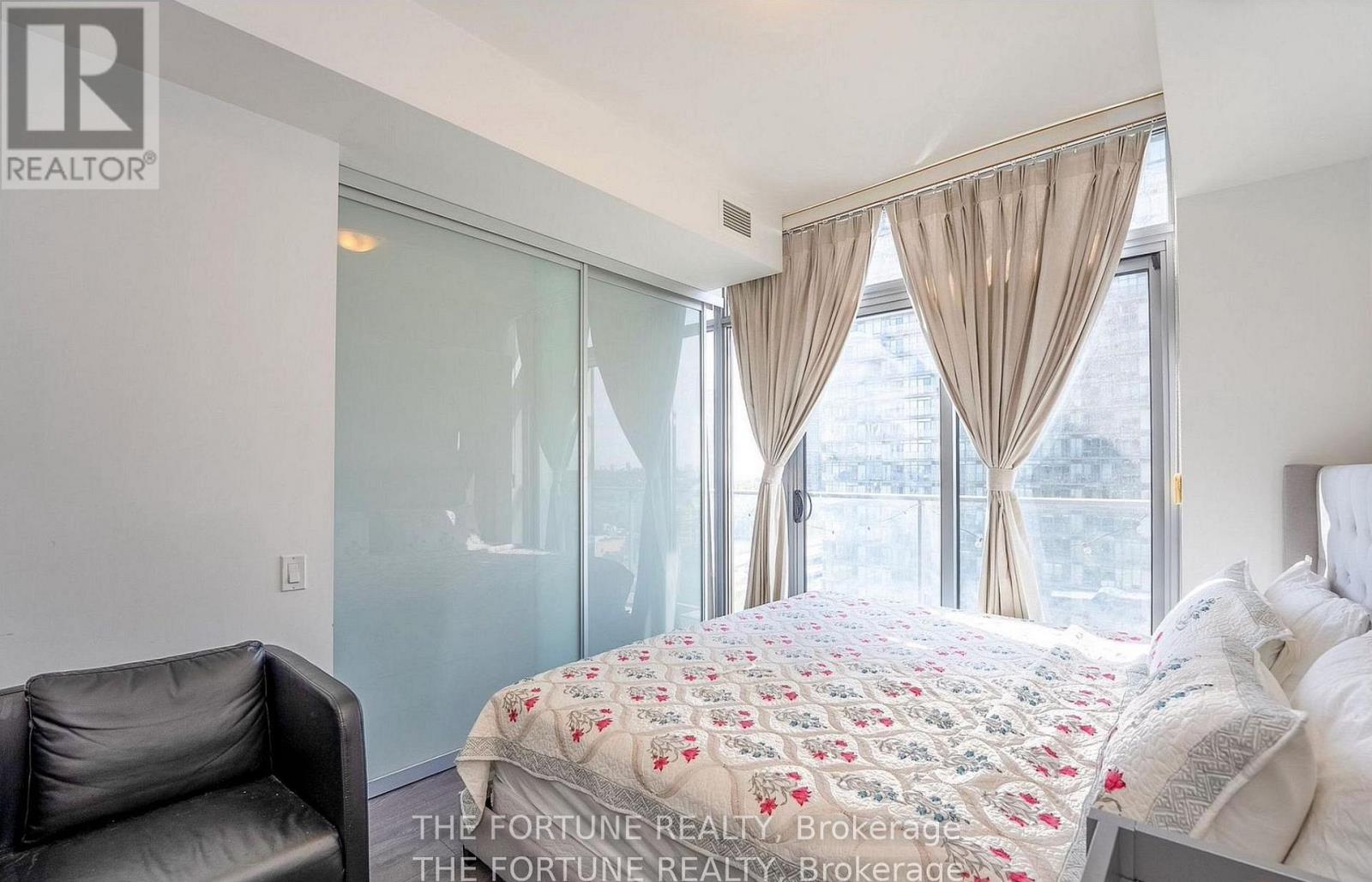 1712 - 103 The Queensway, Toronto, Ontario  M6S 5B3 - Photo 15 - W12922078