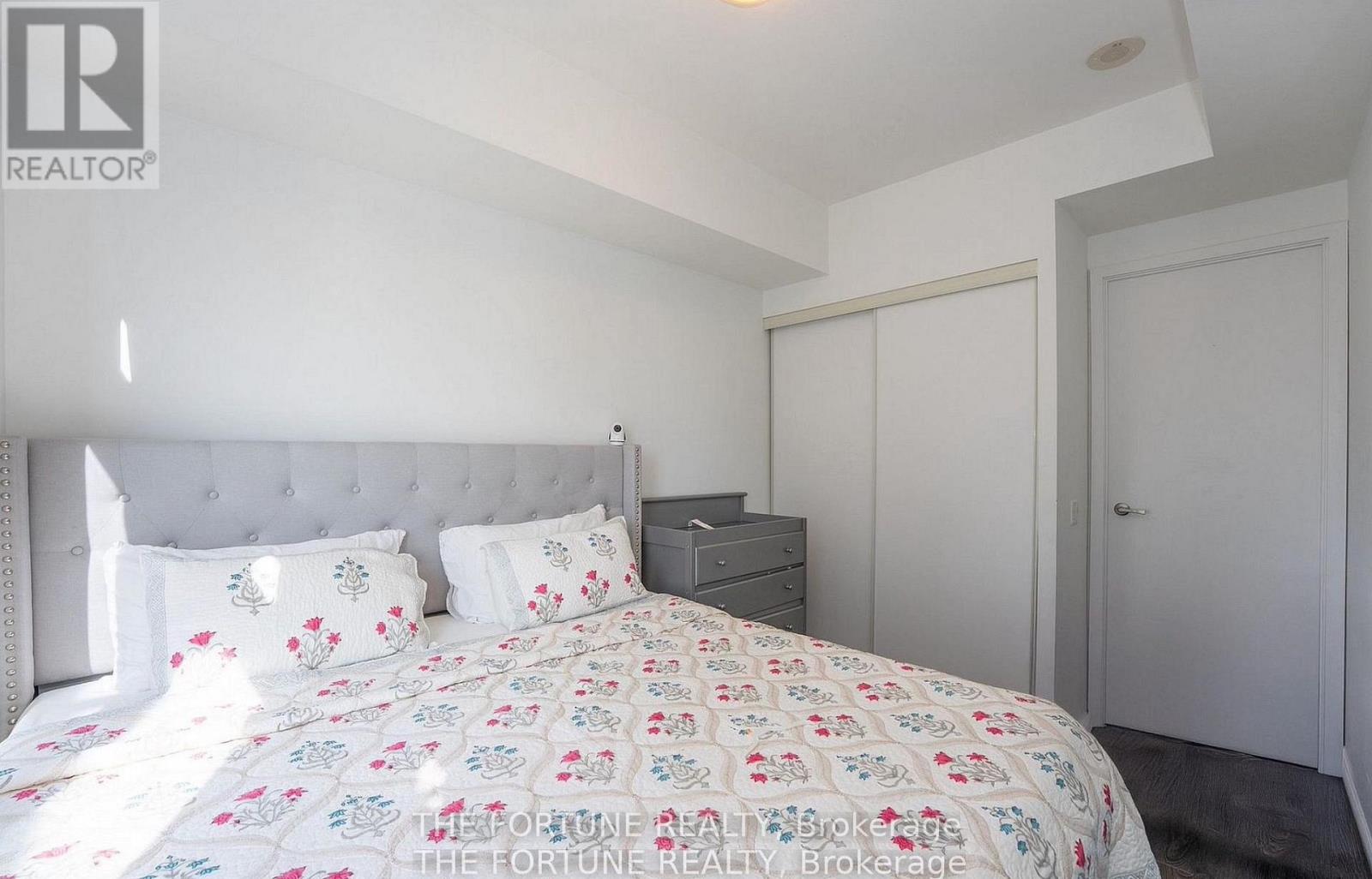 1712 - 103 The Queensway, Toronto, Ontario  M6S 5B3 - Photo 16 - W12922078