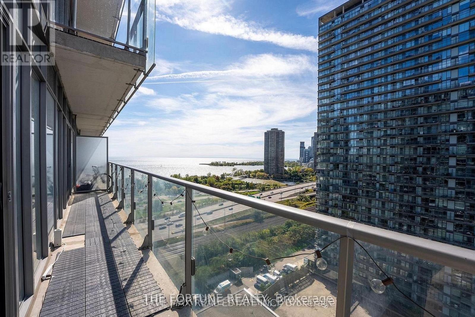 1712 - 103 The Queensway, Toronto, Ontario  M6S 5B3 - Photo 21 - W12922078