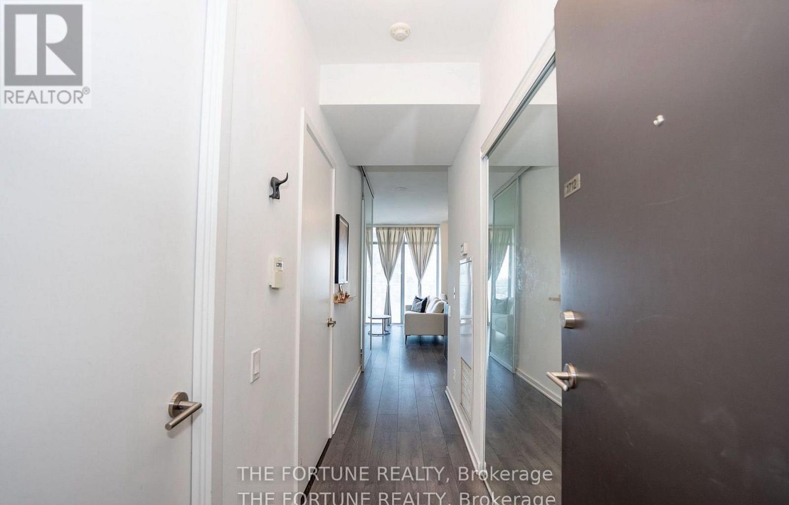 1712 - 103 The Queensway, Toronto, Ontario  M6S 5B3 - Photo 5 - W12922078