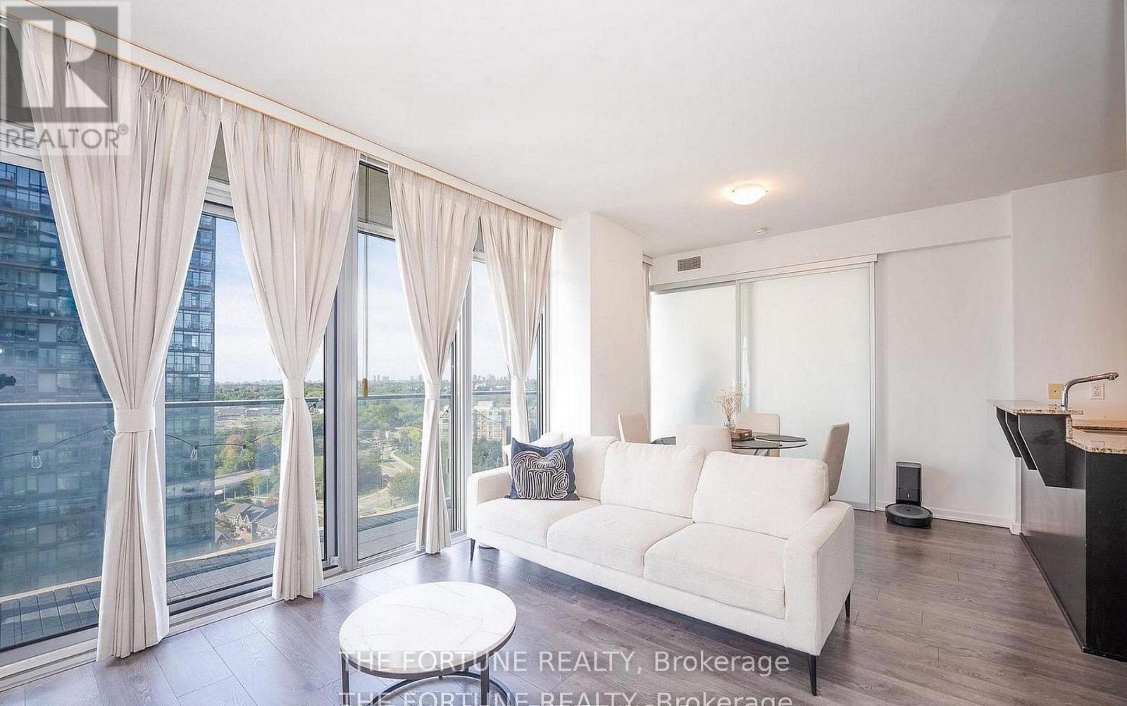 1712 - 103 The Queensway, Toronto, Ontario  M6S 5B3 - Photo 8 - W12922078