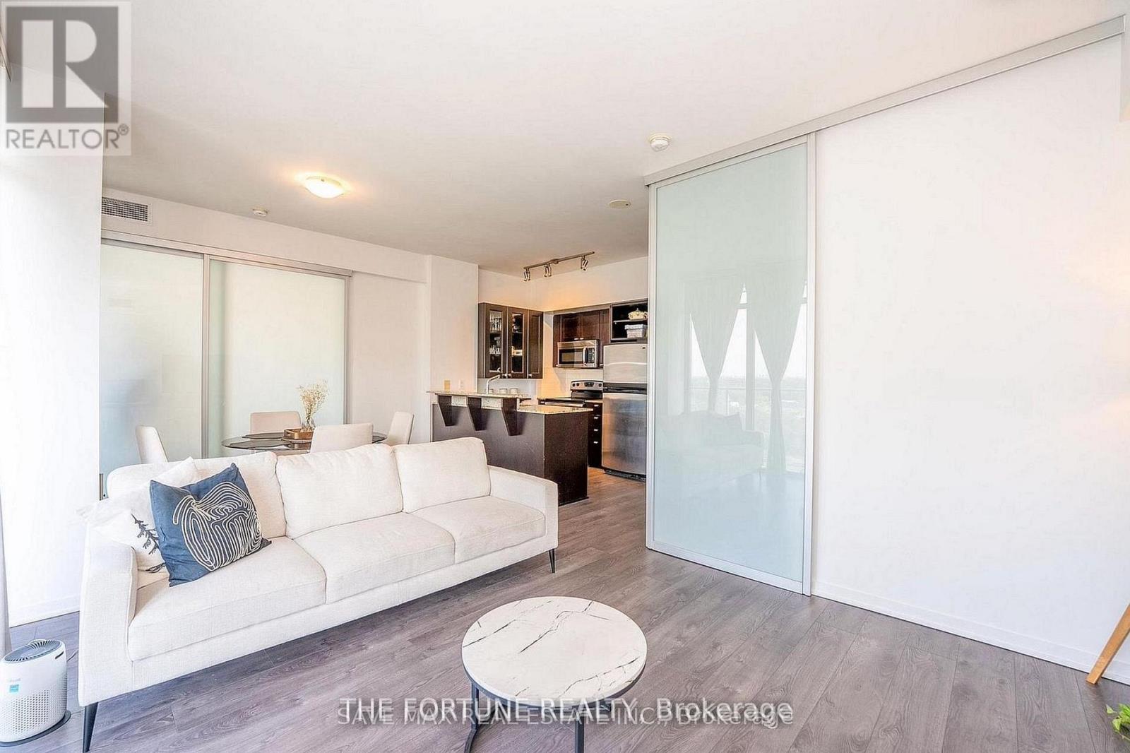 1712 - 103 The Queensway, Toronto, Ontario  M6S 5B3 - Photo 9 - W12922078