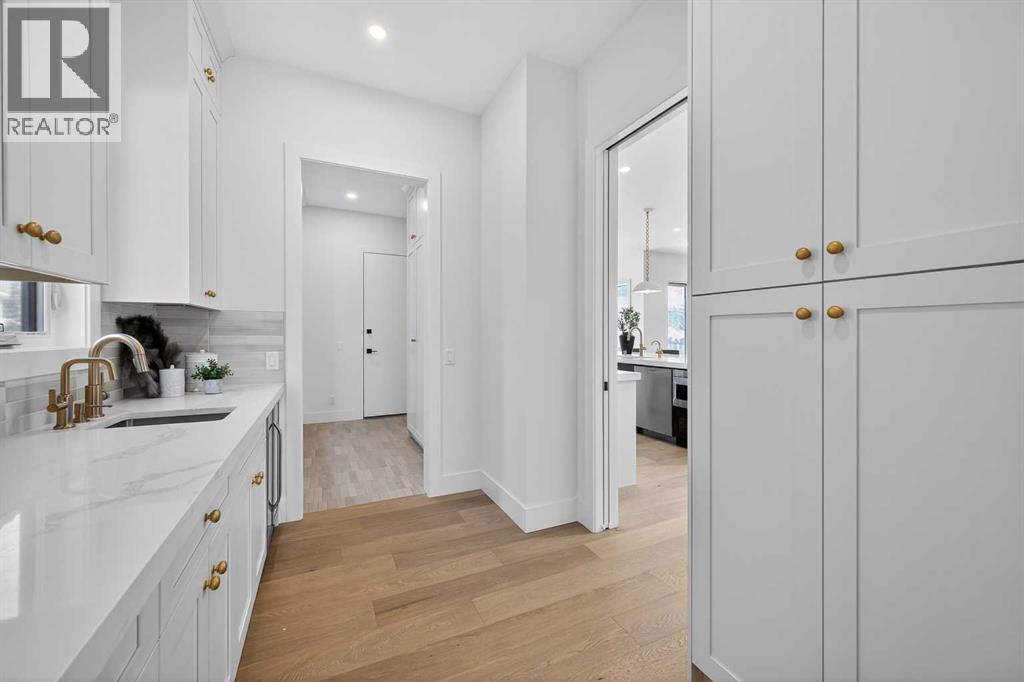 3112 Leduc Crescent Sw, Calgary, Alberta  T3E 5W9 - Photo 21 - A2293555