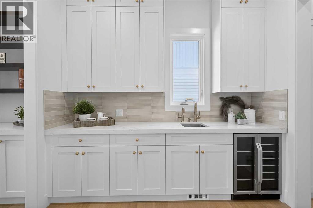 3112 Leduc Crescent Sw, Calgary, Alberta  T3E 5W9 - Photo 19 - A2293555