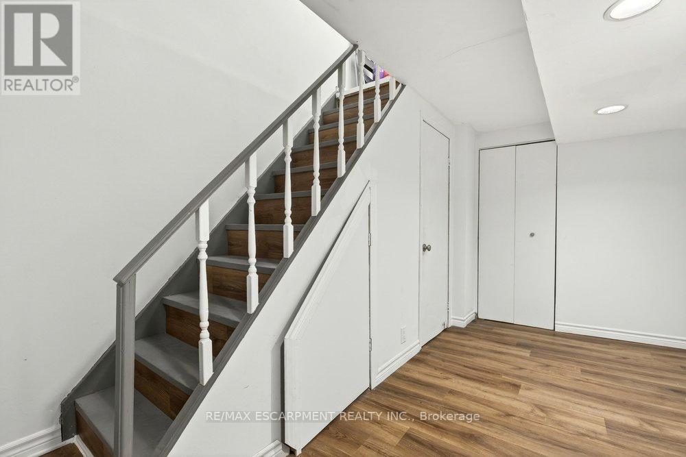 4 - 1350 Limeridge Road E, Hamilton, Ontario  L8W 1L6 - Photo 18 - X12922080