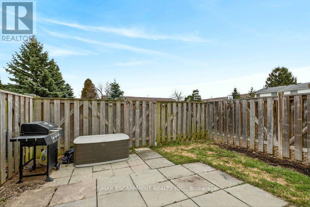 4 - 1350 Limeridge Road E, Hamilton, Ontario  L8W 1L6 - Photo 22 - X12922080