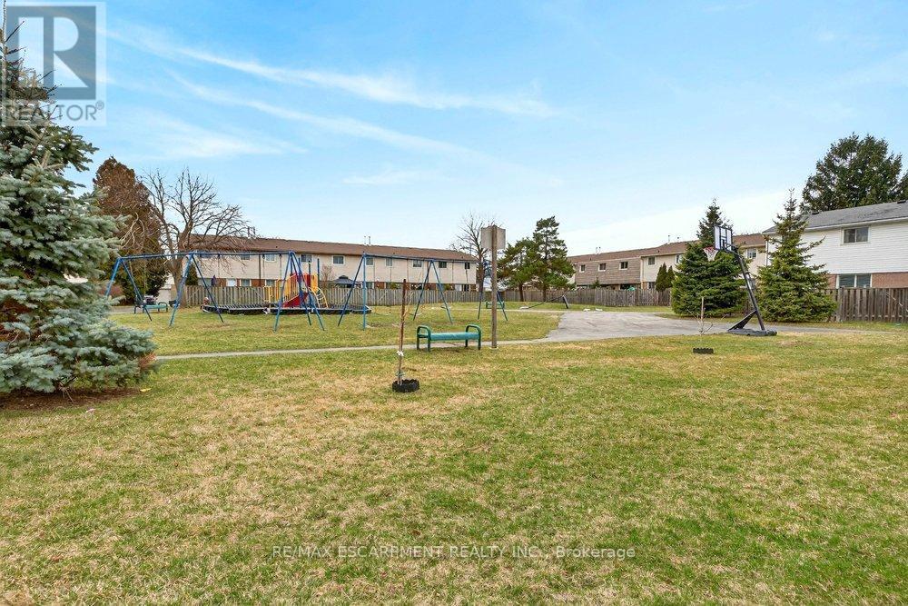 4 - 1350 Limeridge Road E, Hamilton, Ontario  L8W 1L6 - Photo 23 - X12922080