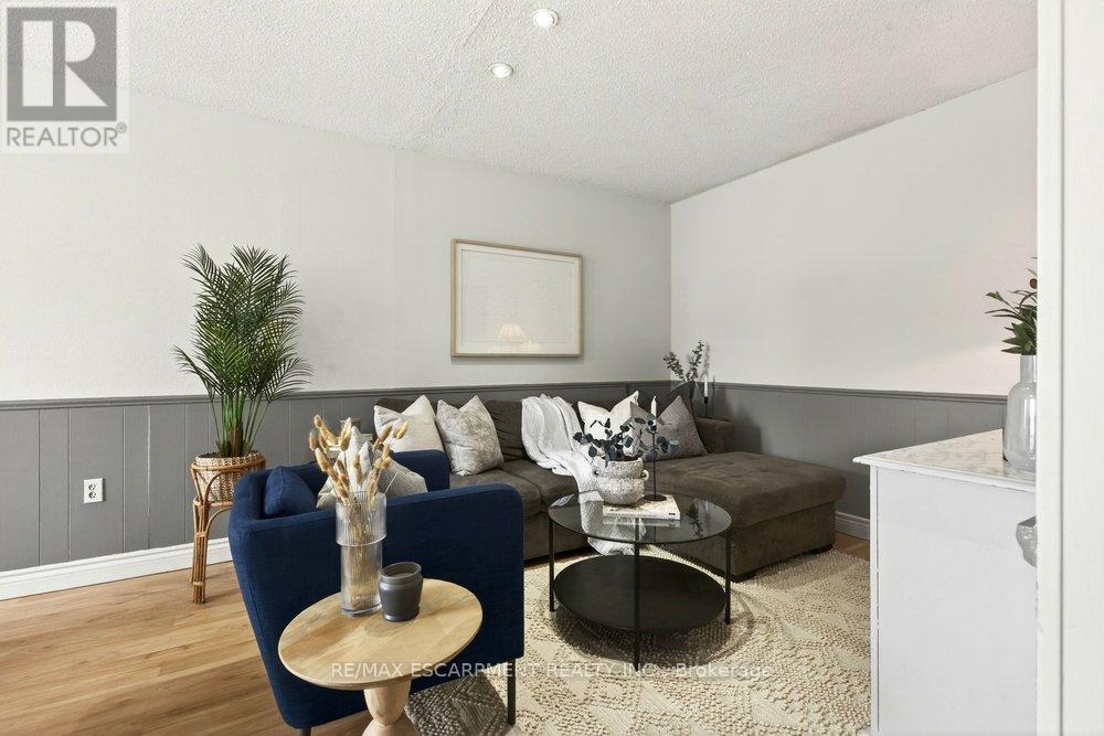 4 - 1350 Limeridge Road E, Hamilton, Ontario  L8W 1L6 - Photo 5 - X12922080