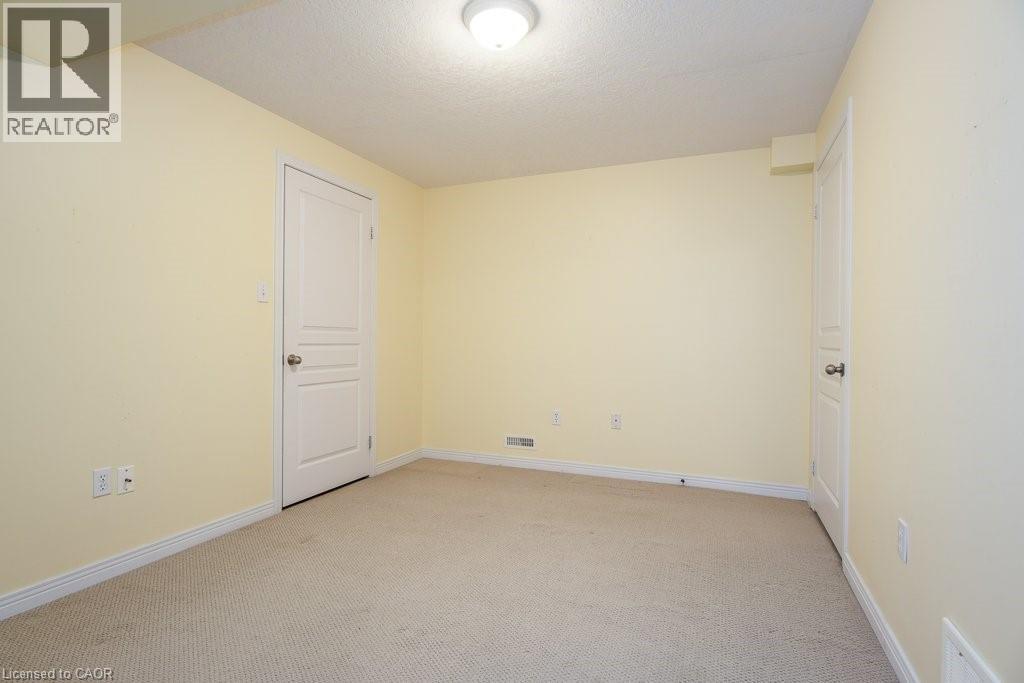 900 Doon Village Road Unit# 3, Kitchener, Ontario  N2P 1A4 - Photo 35 - 40813293