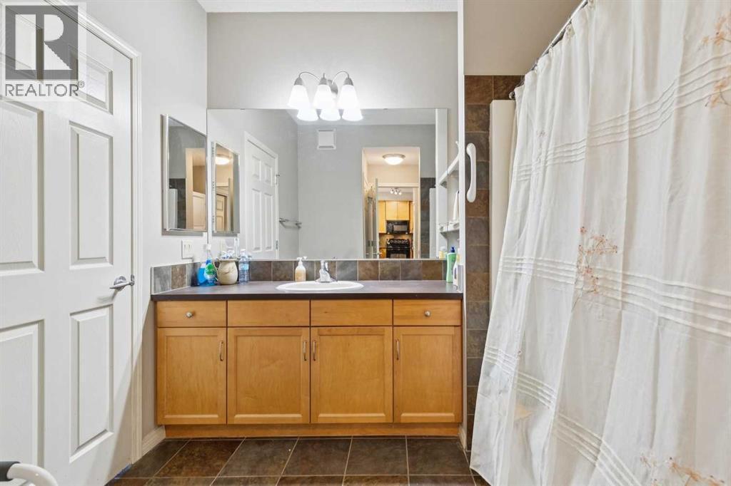 110, 37 Prestwick Drive Se, Calgary, Alberta  T2Z 4Z2 - Photo 12 - A2292585