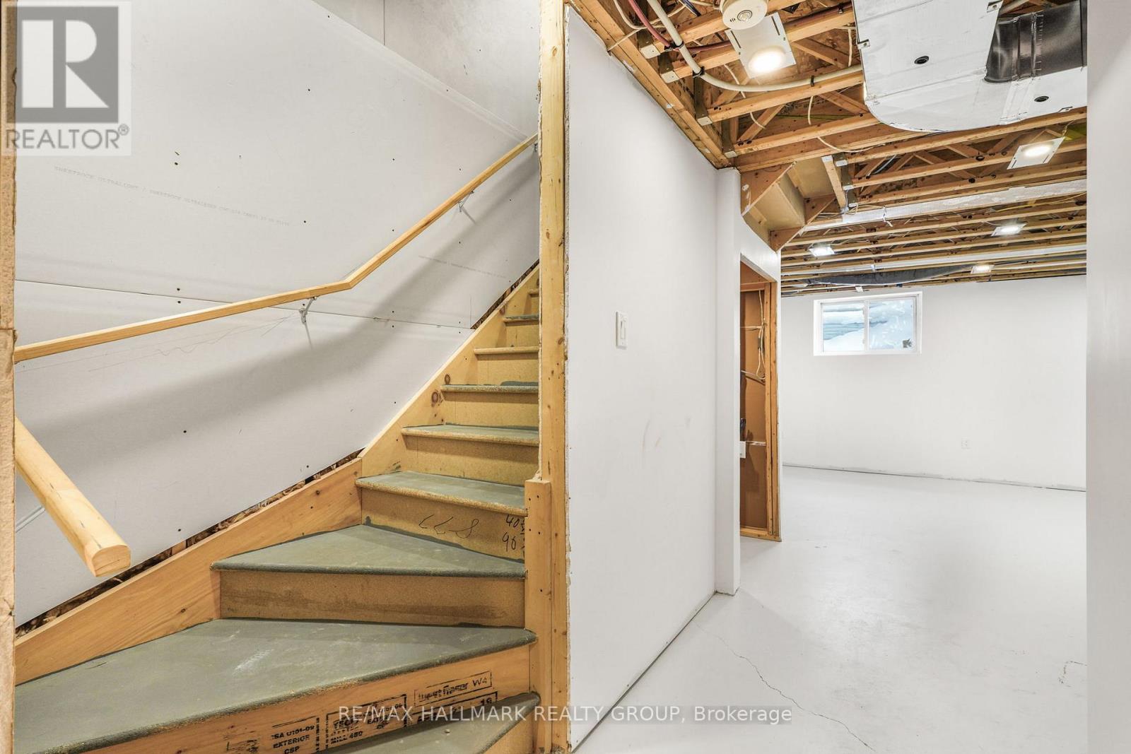 877 Platinum Street, Clarence-Rockland, Ontario  K4K 0H9 - Photo 22 - X12922116