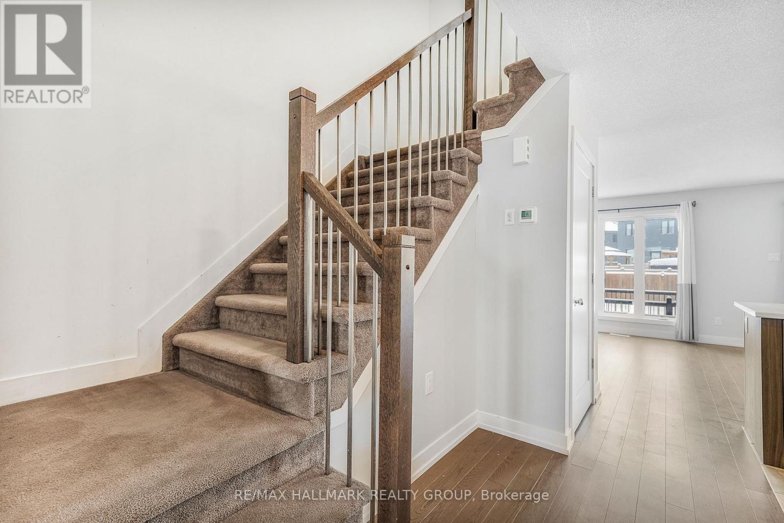 877 Platinum Street, Clarence-Rockland, Ontario  K4K 0H9 - Photo 6 - X12922116