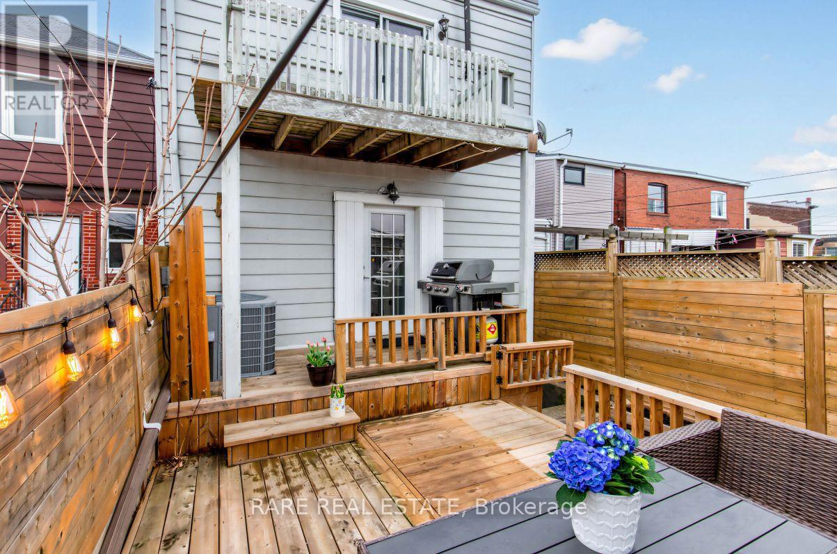 18 Earlscourt Avenue, Toronto, Ontario  M6E 4A6 - Photo 20 - W12920350