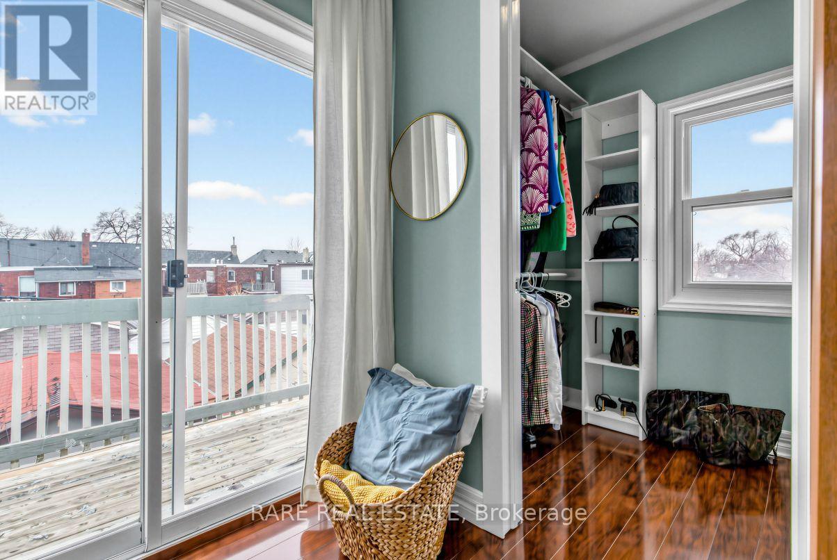 18 Earlscourt Avenue, Toronto, Ontario  M6E 4A6 - Photo 32 - W12920350