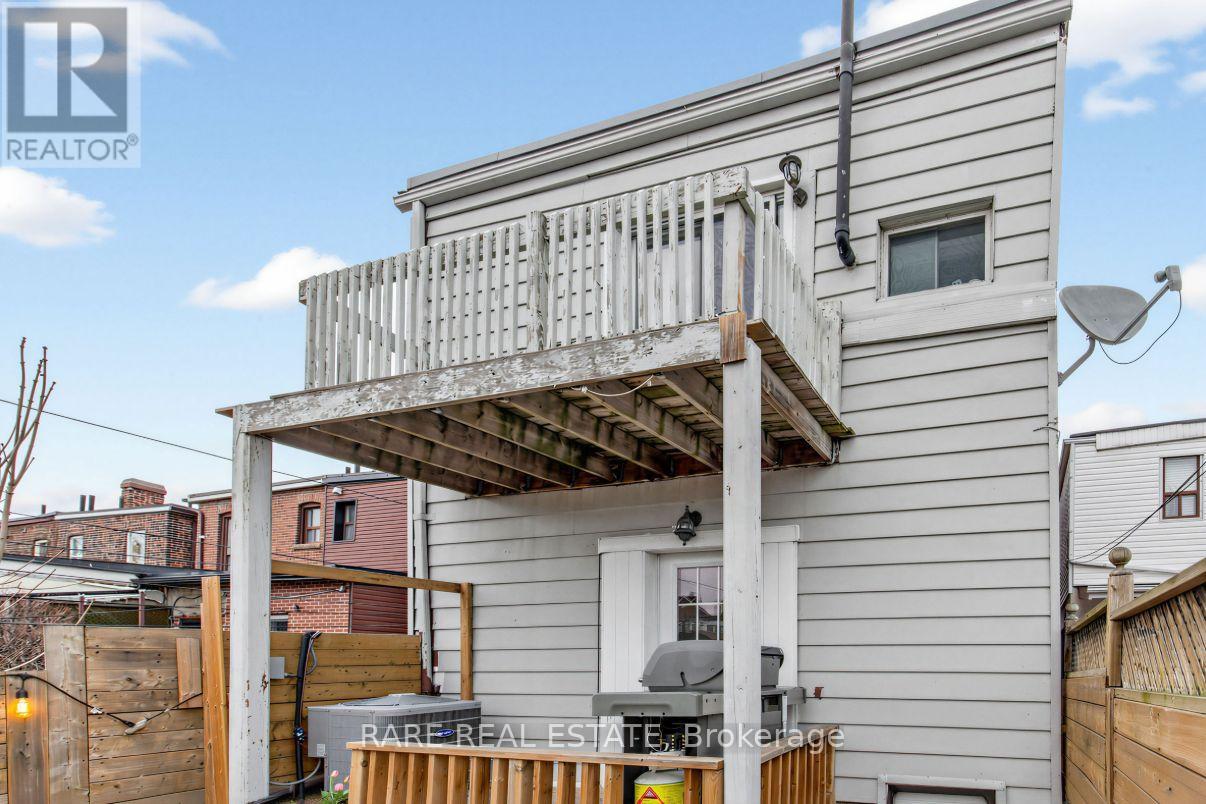 18 Earlscourt Avenue, Toronto, Ontario  M6E 4A6 - Photo 35 - W12920350