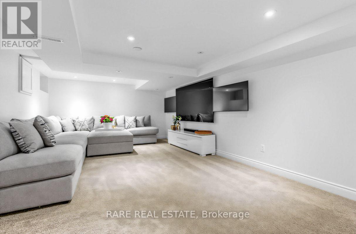 18 Earlscourt Avenue, Toronto, Ontario  M6E 4A6 - Photo 40 - W12920350