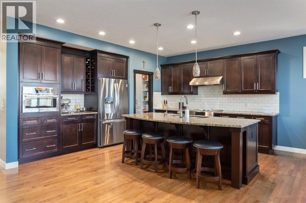 236 Montclair Place, Cochrane Lake, Alberta  T4C 0A8 - Photo 11 - A2285587