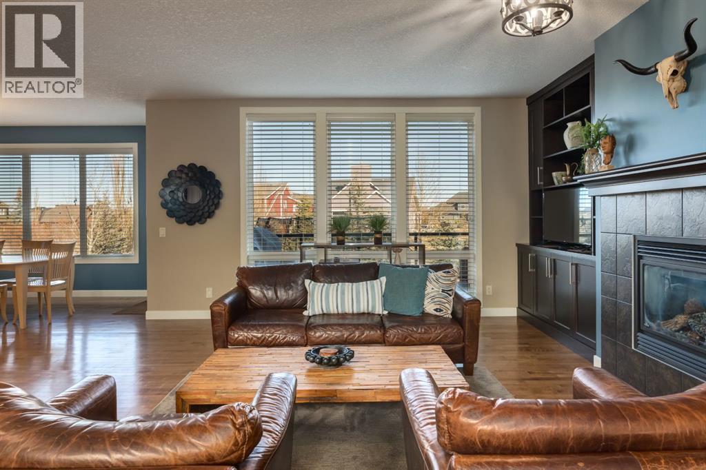 236 Montclair Place, Cochrane Lake, Alberta  T4C 0A8 - Photo 9 - A2285587