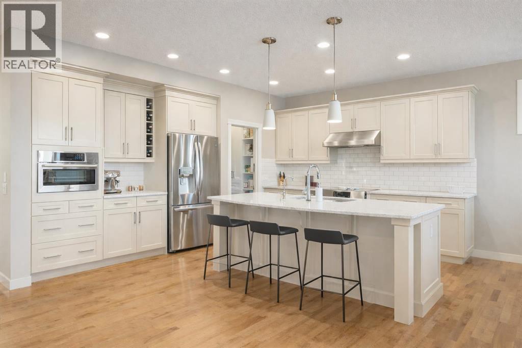 236 Montclair Place, Cochrane Lake, Alberta  T4C 0A8 - Photo 12 - A2285587