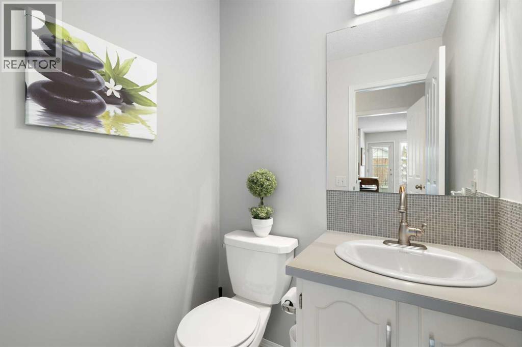 18 West Terrace Drive, Cochrane, Alberta  T4C 1R4 - Photo 21 - A2294386