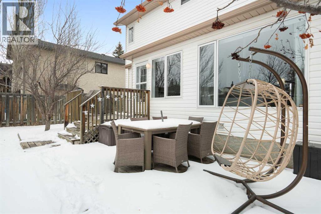 18 West Terrace Drive, Cochrane, Alberta  T4C 1R4 - Photo 40 - A2294386