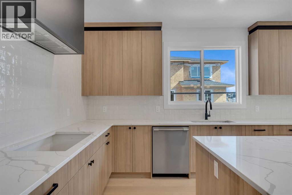 51 North Bridges Garden, Langdon, Alberta  T0J 1X3 - Photo 14 - A2296104