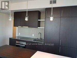 6404 - 100 Harbour Street, Toronto (Waterfront Communities), Ontario  M5J 0B5 - Photo 12 - C12922100