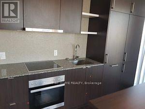 6404 - 100 Harbour Street, Toronto (Waterfront Communities), Ontario  M5J 0B5 - Photo 14 - C12922100