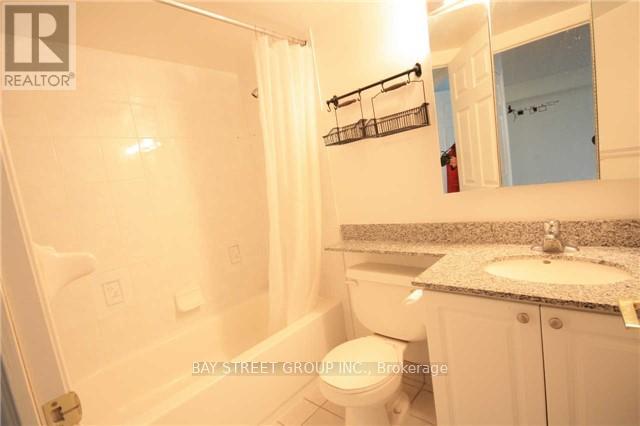 2011 - 5508 Yonge Street, Toronto (Willowdale West), Ontario  M2N 5S2 - Photo 4 - C12922118