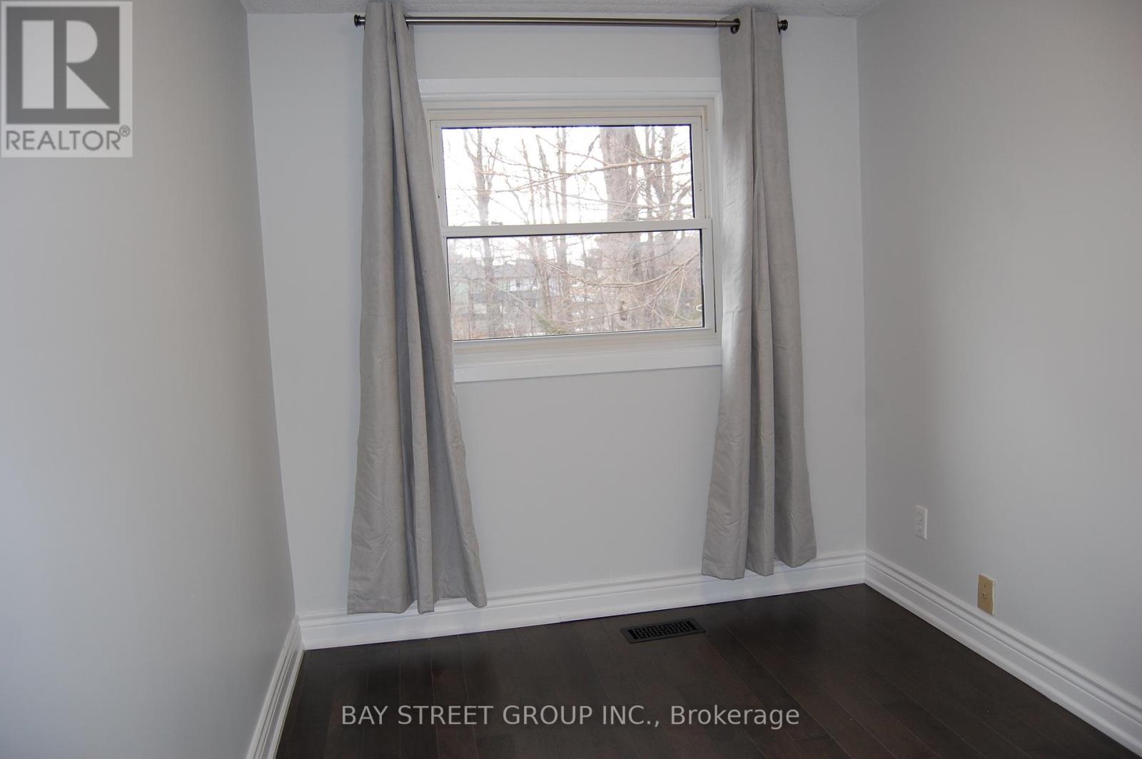 1122 Central Park Boulevard N, Oshawa, Ontario  L1G 7G8 - Photo 12 - E12922112